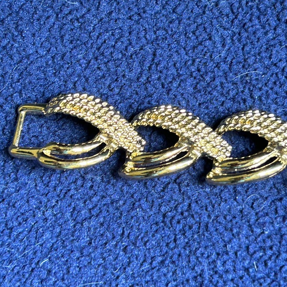Vintage Napier Gold Tone Large Chain Link Bracelet - Picture 6 of 6